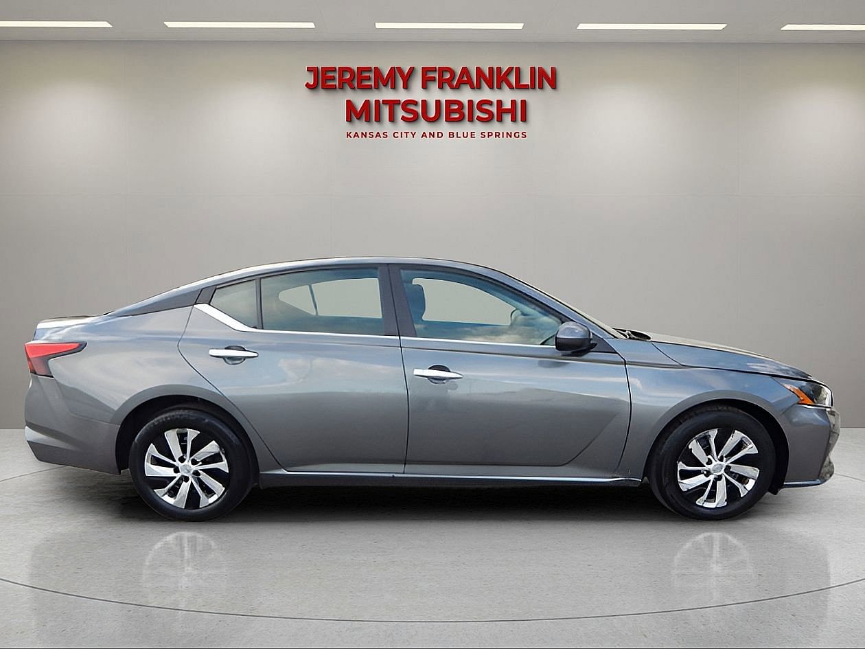 Used 2023 Nissan Altima S with VIN 1N4BL4BVXPN360217 for sale in Kansas City