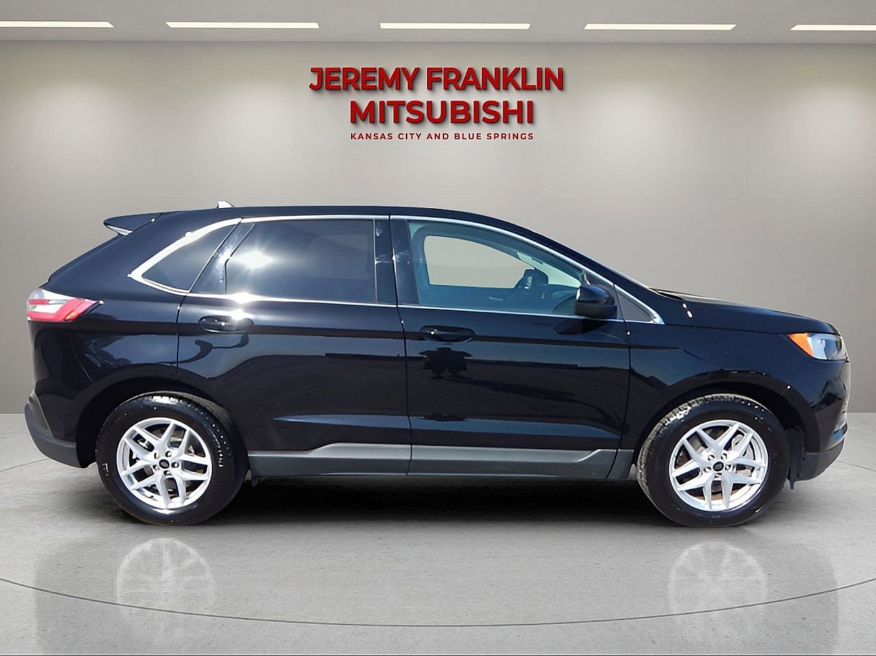 Used 2024 Ford Edge SEL with VIN 2FMPK4J99RBA78779 for sale in Kansas City