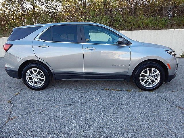 Used 2023 Chevrolet Equinox LT with VIN 3GNAXKEG4PS167392 for sale in Kansas City