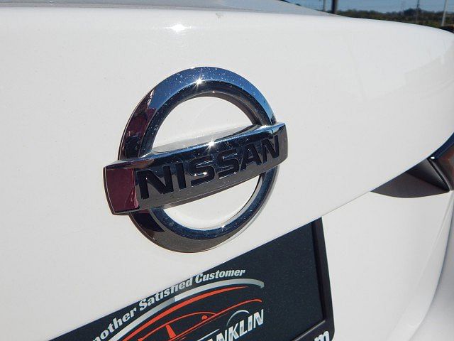 2021 Nissan Sentra SV photo 6