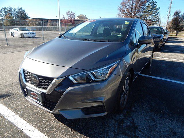 2021 Nissan Versa Sedan SV photo 10