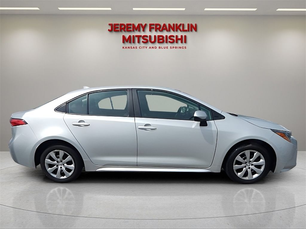 Used 2024 Toyota Corolla LE with VIN 5YFB4MDE6RP085276 for sale in Kansas City