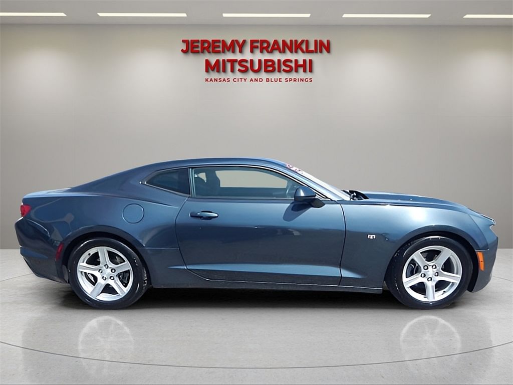 Used 2023 Chevrolet Camaro 1LT with VIN 1G1FB1RX3P0135339 for sale in Kansas City
