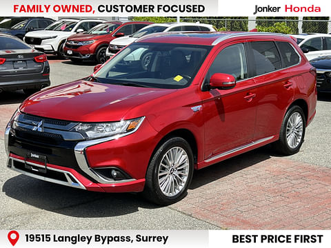 1 image of 2022 Mitsubishi Outlander PHEV LE