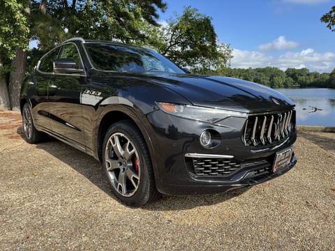 1 image of 2020 Maserati Levante GranLusso