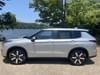 4 thumbnail image of  2025 Mitsubishi Outlander SE