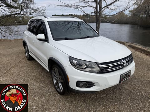 1 image of 2015 VOLKSWAGEN TIGUAN SUV
