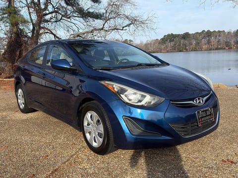 1 image of 2016 Hyundai Elantra SE