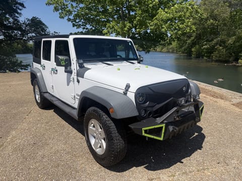 1 image of 2018 Jeep Wrangler JK Unlimited Sport S