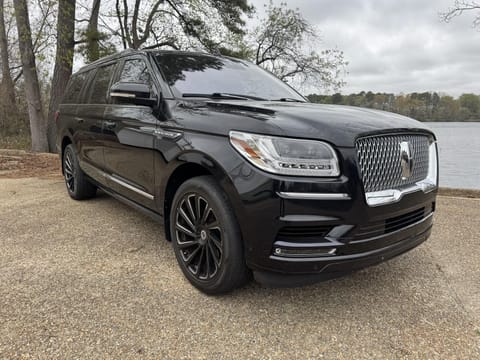 1 image of 2019 Lincoln Navigator L Black Label