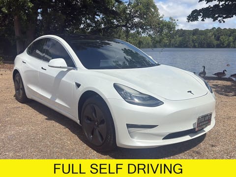 1 image of 2019 Tesla Model 3 Mid Range