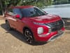 2 thumbnail image of  2022 Mitsubishi Outlander SE