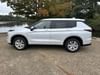 10 thumbnail image of  2025 Mitsubishi Outlander ES