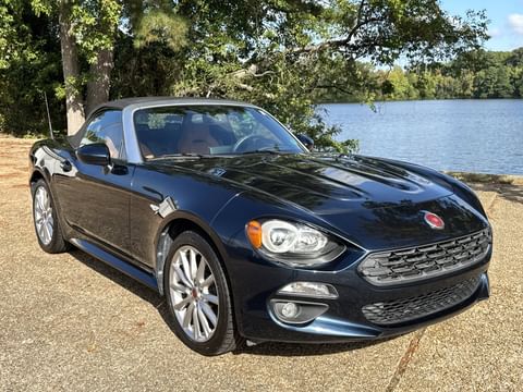 1 image of 2019 FIAT 124 Spider Lusso