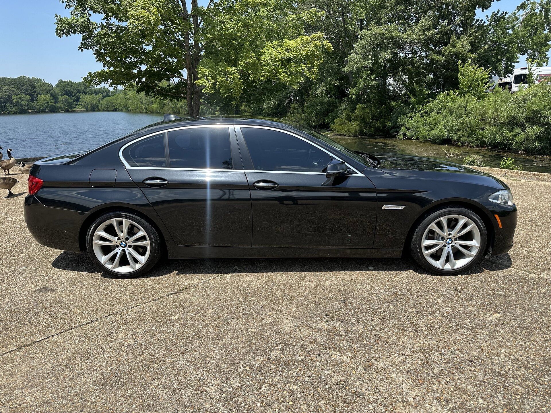 Used 2015 BMW 5 Series 535i with VIN WBA5B1C59FD920463 for sale in Chesapeake, VA