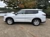 10 thumbnail image of  2025 Mitsubishi Outlander ES
