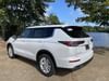 12 thumbnail image of  2025 Mitsubishi Outlander ES