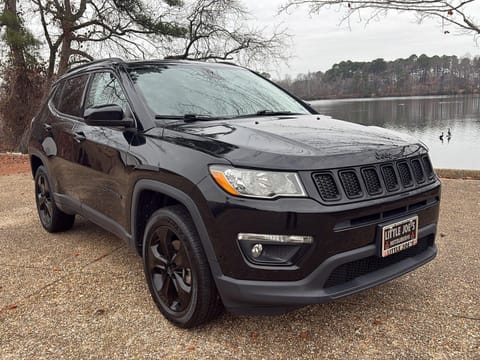 1 image of 2018 Jeep Compass Altitude
