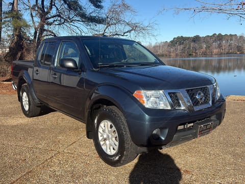 1 image of 2018 Nissan Frontier SV V6