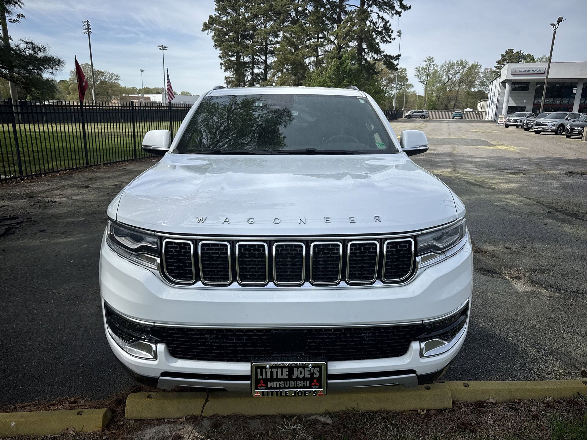 Used 2022 Jeep Wagoneer Series II with VIN 1C4SJVBT4NS211305 for sale in Chesapeake, VA