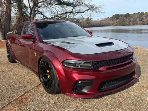 1 image of 2020 Dodge Charger SRT Hellcat