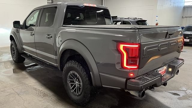 2020 Ford F-150 Raptor photo 5