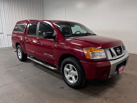 1 image of 2009 Nissan Titan SE