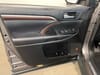 24 thumbnail image of  2015 Toyota Highlander Hybrid Limited