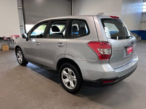 2016 Subaru Forester 2.5i
