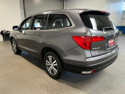 2017 Honda Pilot EX