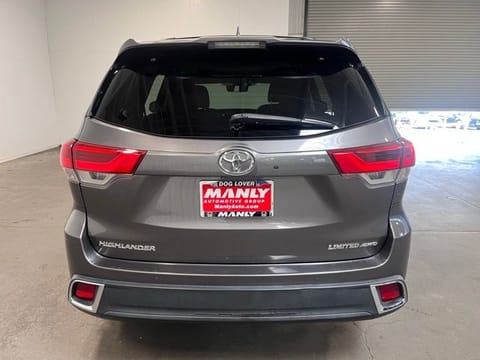 2017 Toyota Highlander Limited