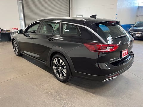 2018 Buick Regal TourX Essence