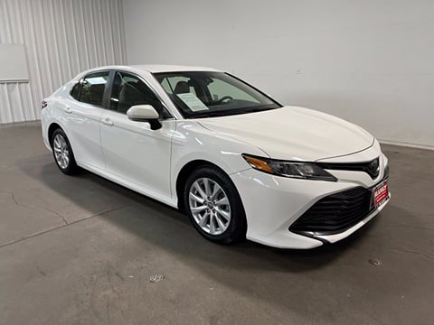 1 image of 2018 Toyota Camry LE