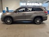 6 thumbnail image of  2018 Toyota Highlander SE
