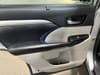 16 thumbnail image of  2019 Toyota Highlander Hybrid XLE