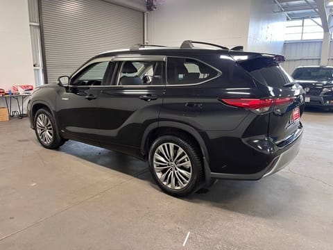 2021 Toyota Highlander Hybrid Limited