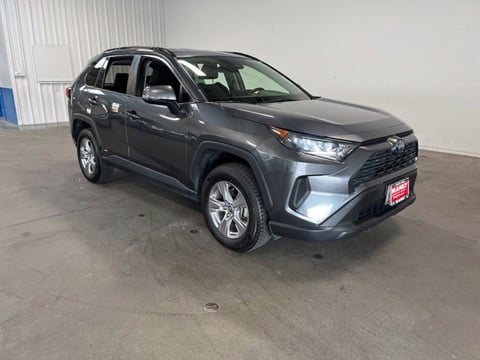 1 image of 2022 Toyota RAV4 Hybrid LE