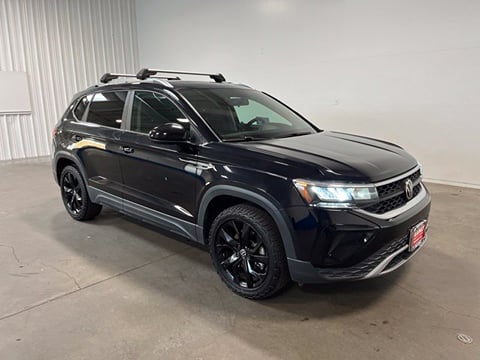 1 image of 2022 Volkswagen Taos 1.5T SE