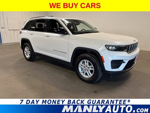 1 image of 2023 Jeep Grand Cherokee Laredo