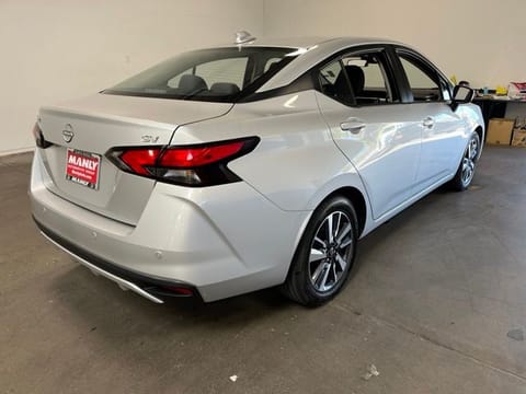 2023 Nissan Versa 1.6 SV