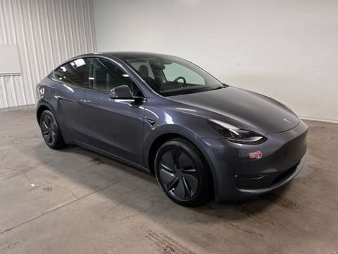 1 image of 2023 Tesla Model Y Long Range