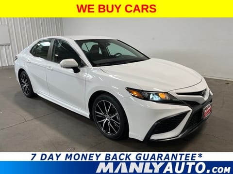 1 image of 2023 Toyota Camry SE
