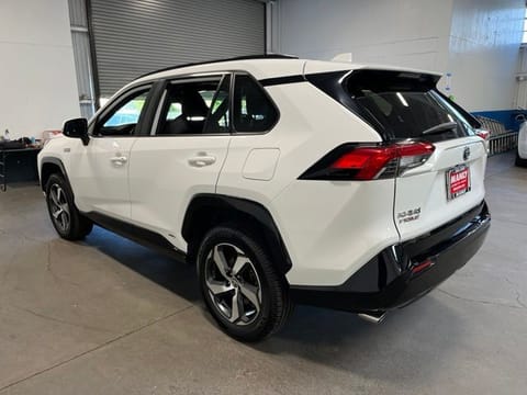 2023 Toyota RAV4 Prime SE