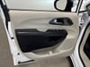 23 thumbnail image of  2024 Chrysler Pacifica Hybrid Select