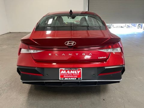 2024 Hyundai Elantra Limited