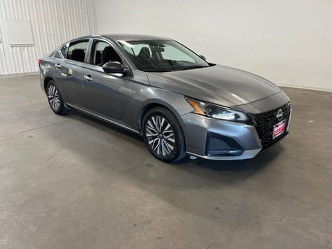 1 image of 2024 Nissan Altima 2.5 SV