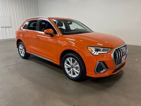 1 image of 2025 Audi Q3 Premium