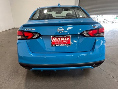 2025 Nissan Versa 1.6 SR