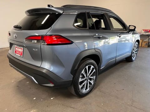 2025 Toyota Corolla Cross XLE