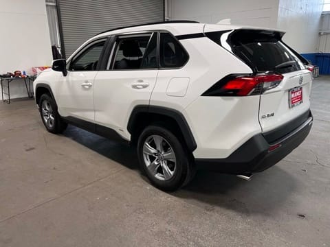 2025 Toyota RAV4 Hybrid LE